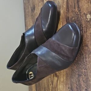 Aravon Brown Leather Suede Loafer 11 (Fits 10)